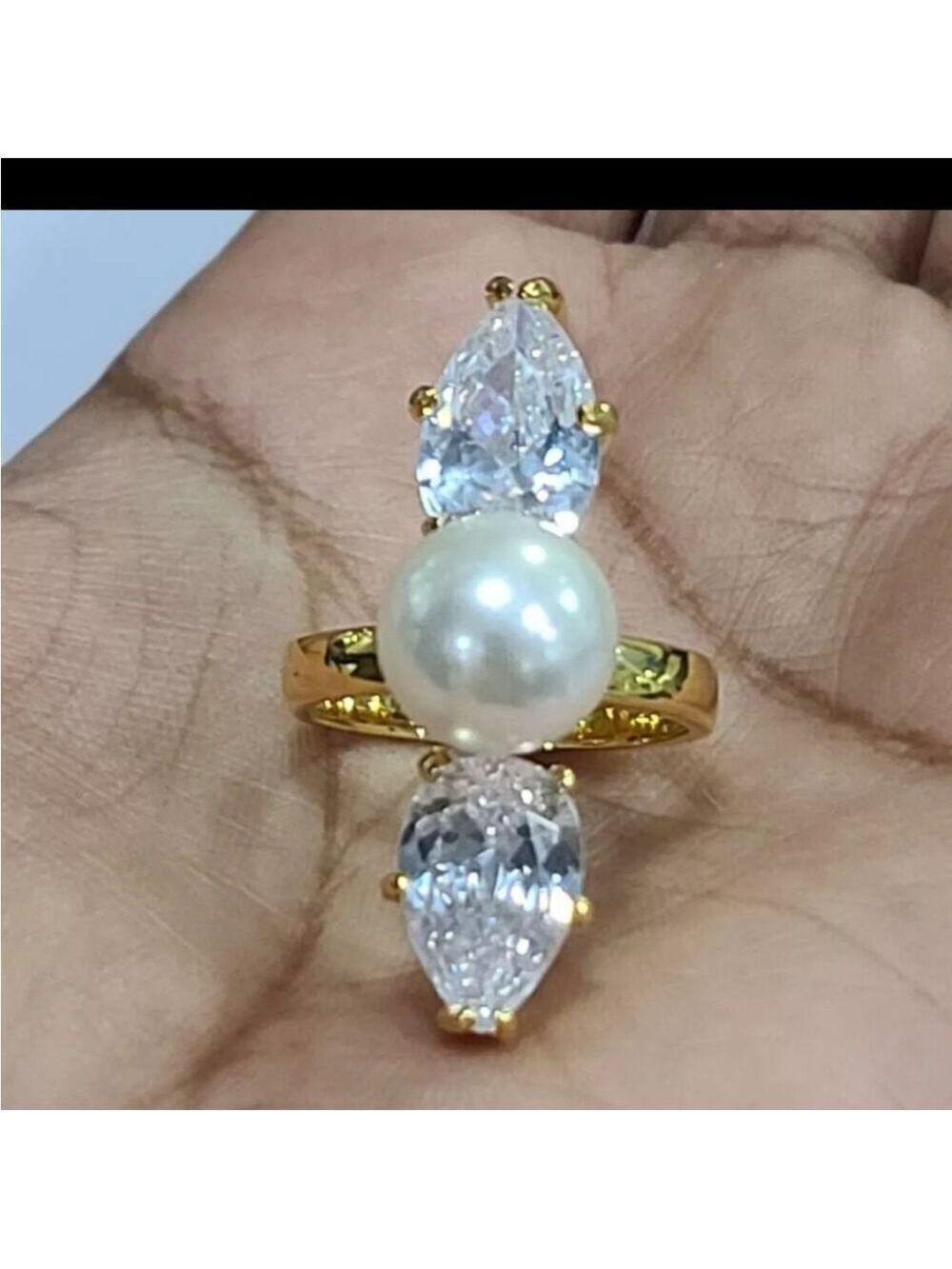Goldtone Pearl & Simulated Diamond Three Stone Ring NWOT